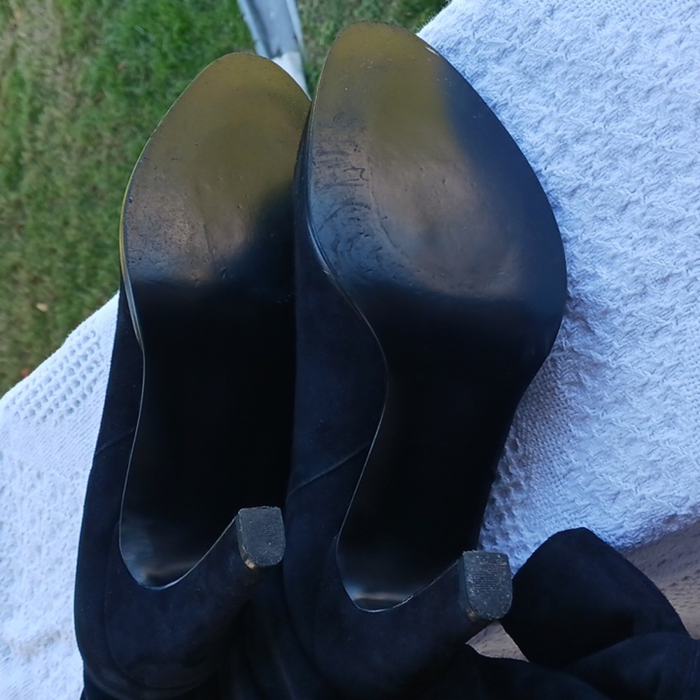 Ivanka Trump Black Boots - Picture 6 of 8